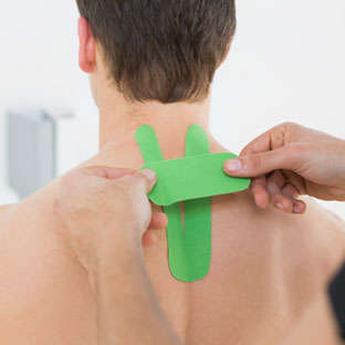 How physiotherapists use this method to relieve the pain ?